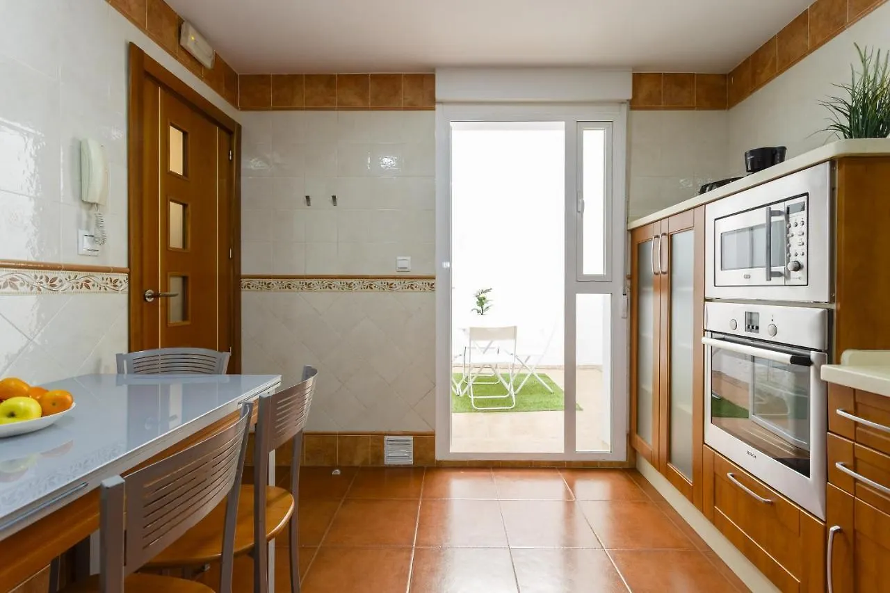 Apartment Apartamento Con Patio En Cadiz Centro