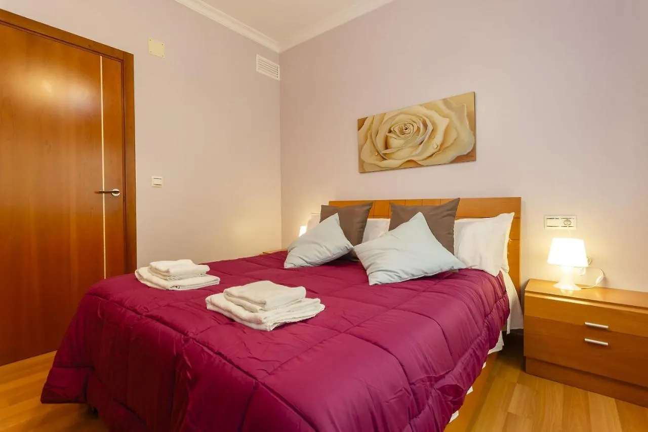 Apartment Apartamento Con Patio En Cadiz Centro Spain
